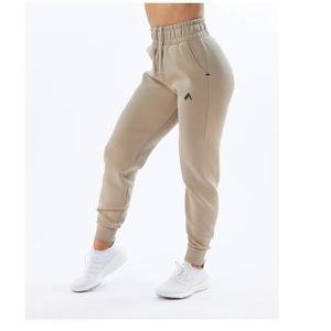 Alphalete joggers tan